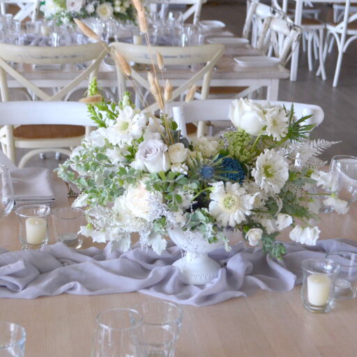 Perth wedding florist centerpiece